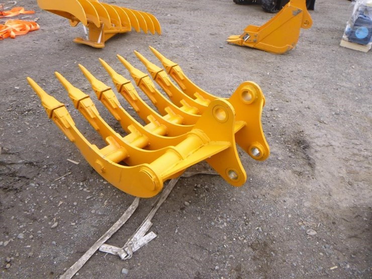 caterpillar-305-image-4