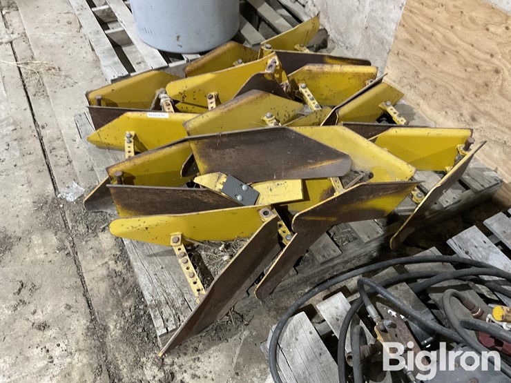 buffalo-cultivator-hiller/ridge-attachments-image-7