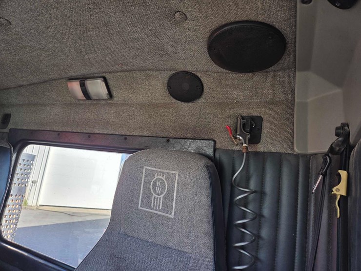 kenworth-t800-image-54