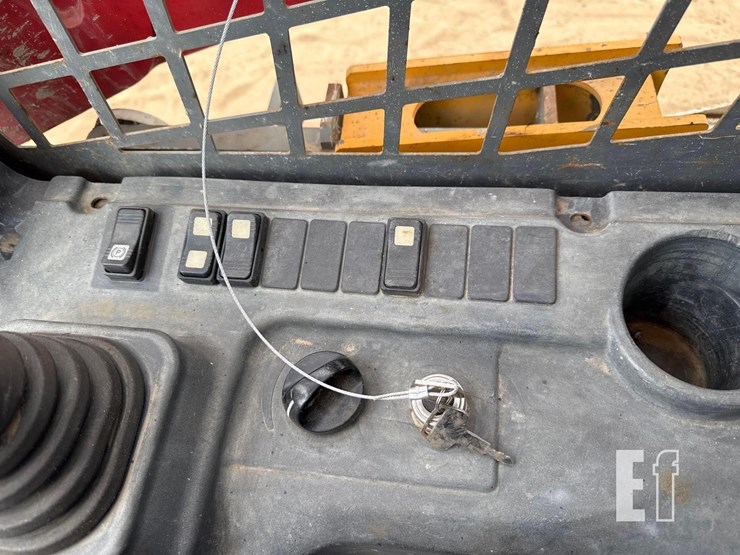 2019-takeuchi-tl10v2-image-29