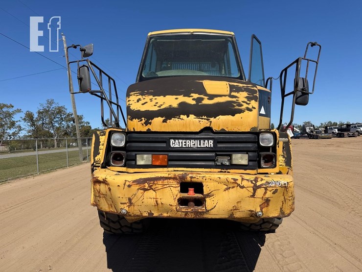 2007-caterpillar-725-image-7