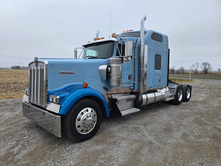 1999-kenworth-w900l-image-3