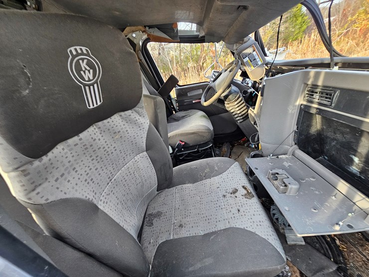 kenworth-t370-image-19