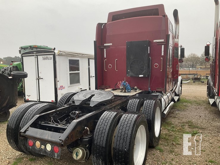 kenworth-w900l-image-4