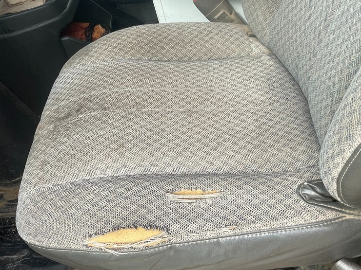 #1403-•-2005-chevy-cargo-van-(wi-title-in-delay)-image-49