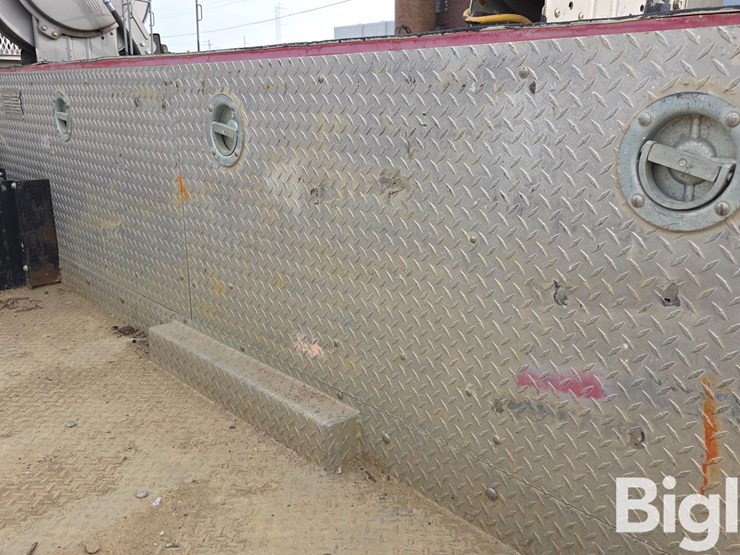 2004-international-durastar-4300-image-18