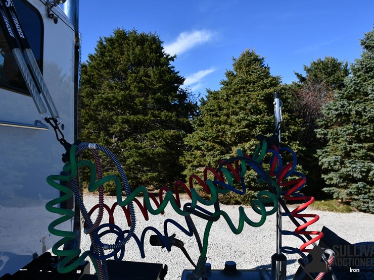 2020-kenworth-t880-image-20