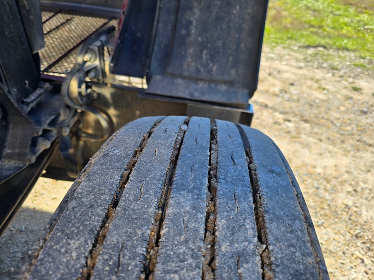 2005-peterbilt-379-image-72