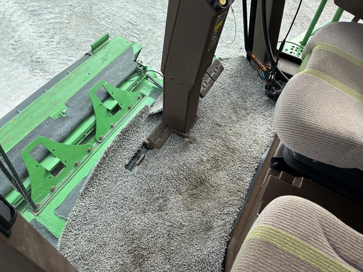 #122299-•-2011-jd-9670-#1h09670sjb0741766-image-104