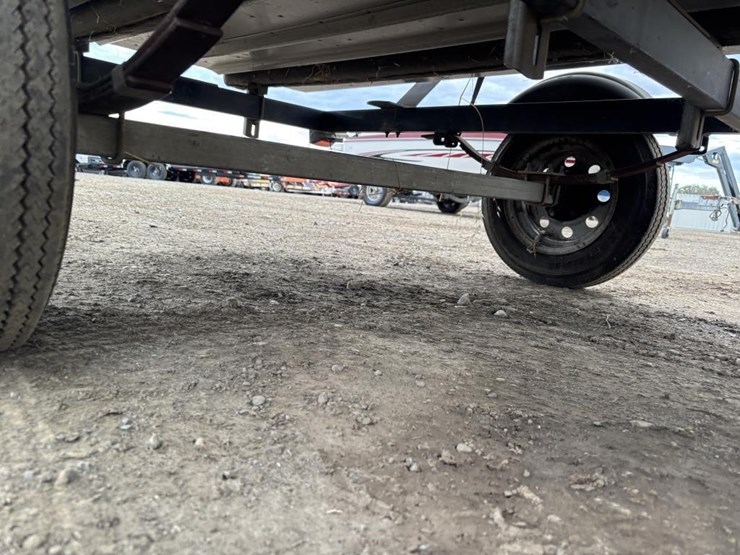 1998-unknown-trailer-image-36