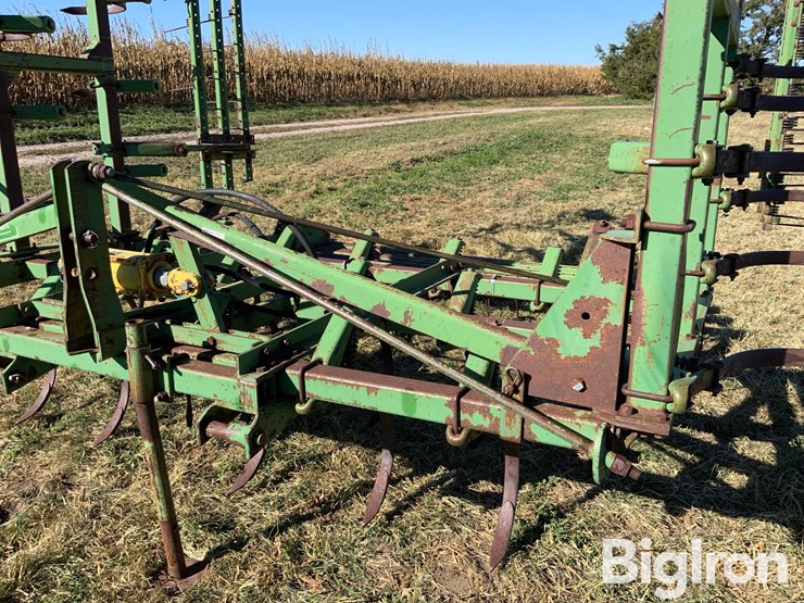 john-deere-1100-image-10