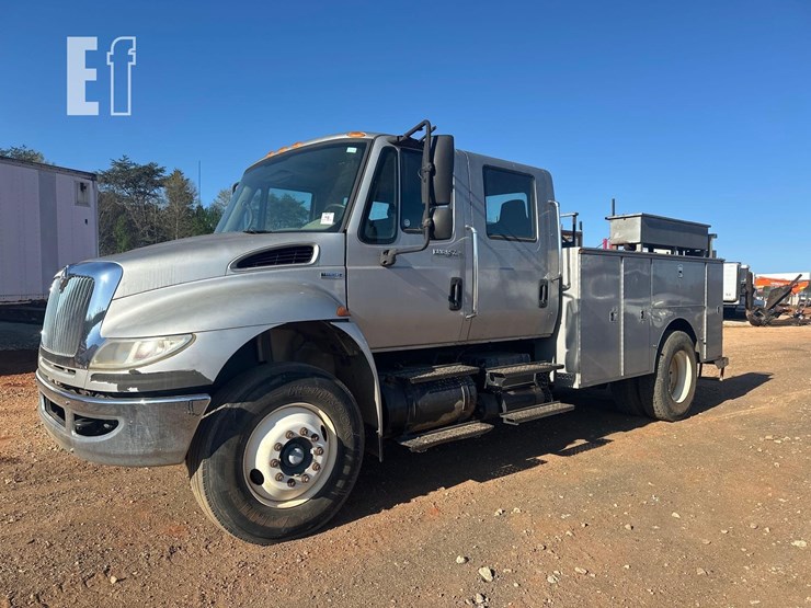 international-durastar-4400-image-1