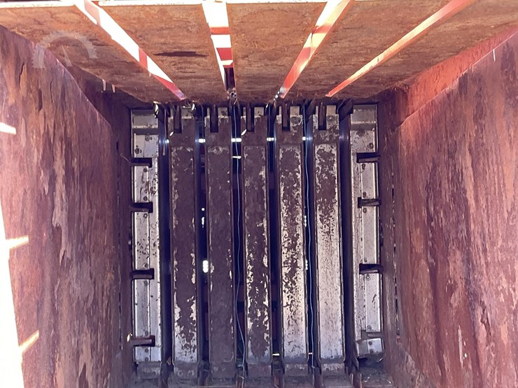 1980-hesston-4900-image-7