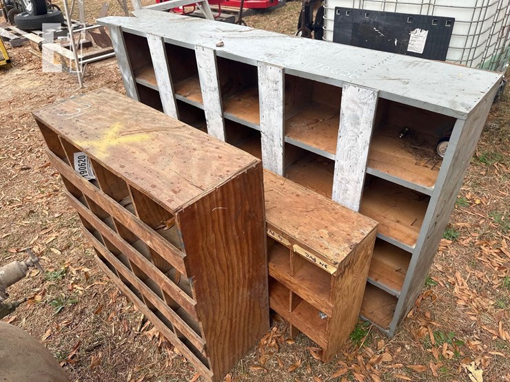 lot-of-pigeon-hole-cabinets-image-4