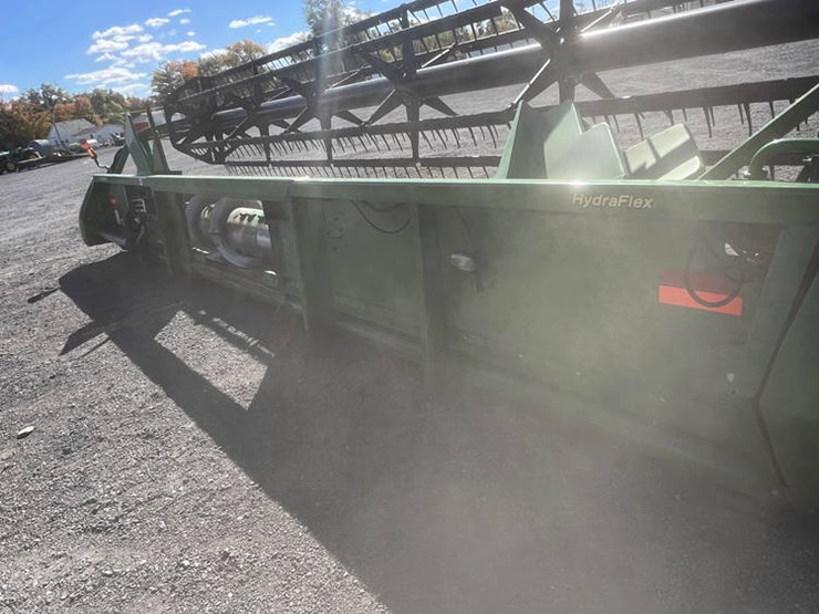 2012-john-deere-625f-image-15