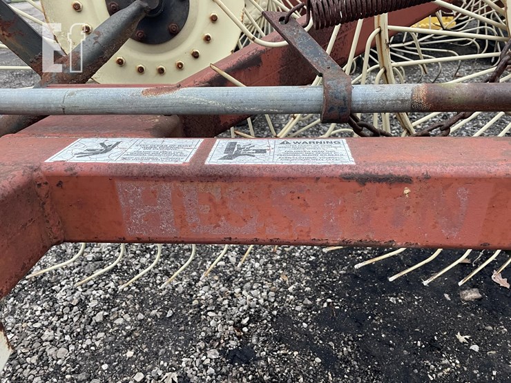 hesston-3983-image-13