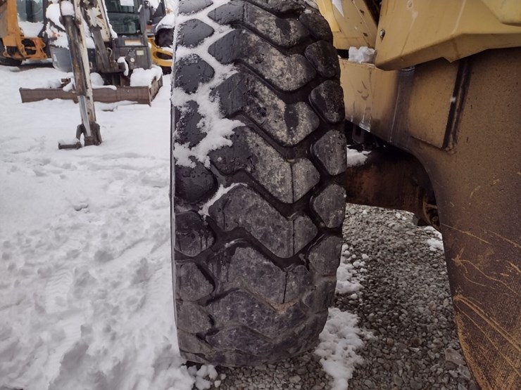 caterpillar-it28-image-19