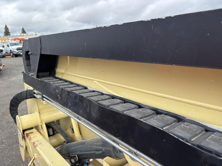 2014-jlg-x700aj-image-17