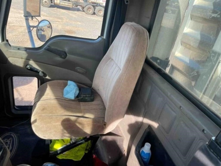 2007-mack-chn613-image-40