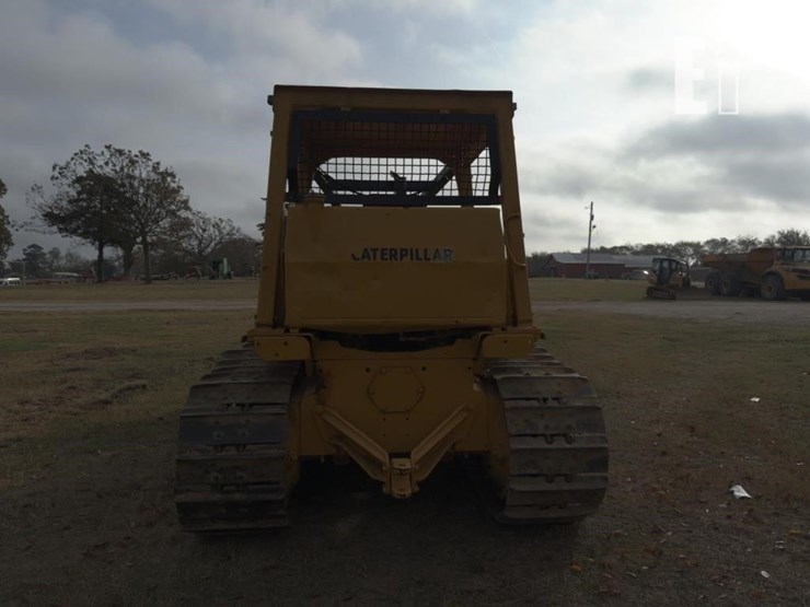 caterpillar-d6d-image-6