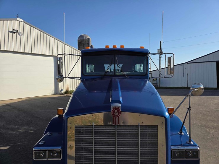 kenworth-t800-image-5