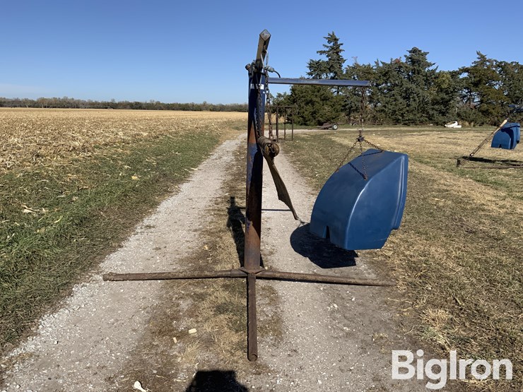 lewis-cattle-oiler-image-2