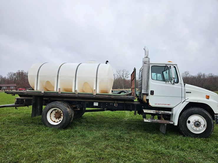 freightliner-fl70-image-20