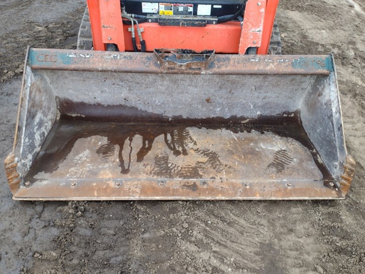 kubota-svl65-2-image-16