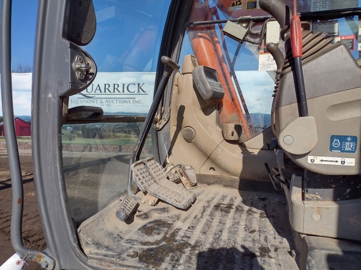 hitachi-zx160-lc-3-image-11