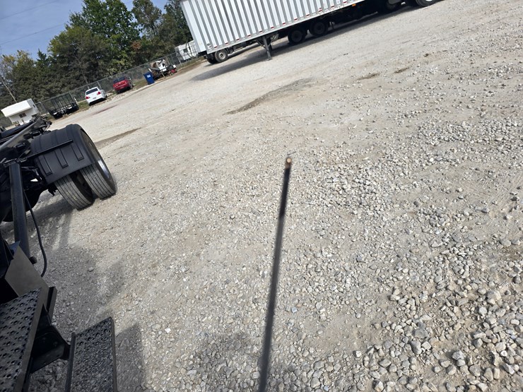 2004-ford-f650-image-59