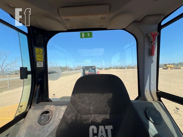 2020-caterpillar-306-cr-image-38