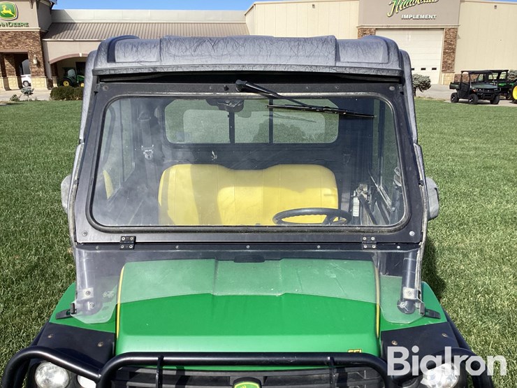 john-deere-gator-image-10