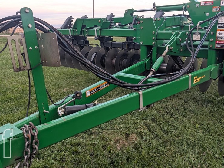 john-deere-714-image-12