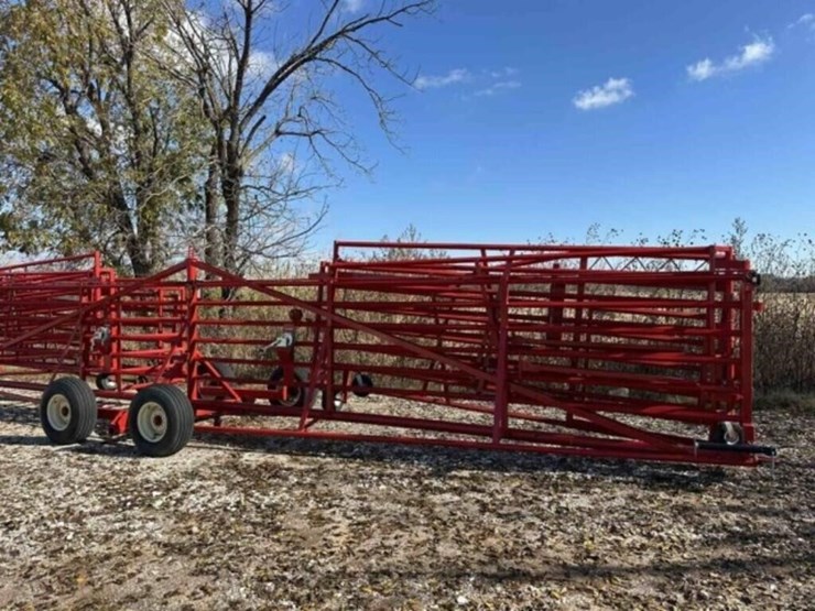 2023-model-diamond-w-wing-corral-extender-image-5