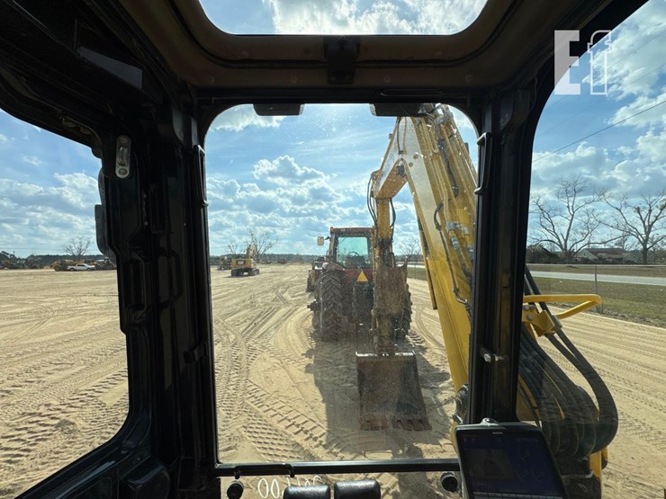 komatsu-pc88mr-10-image-34