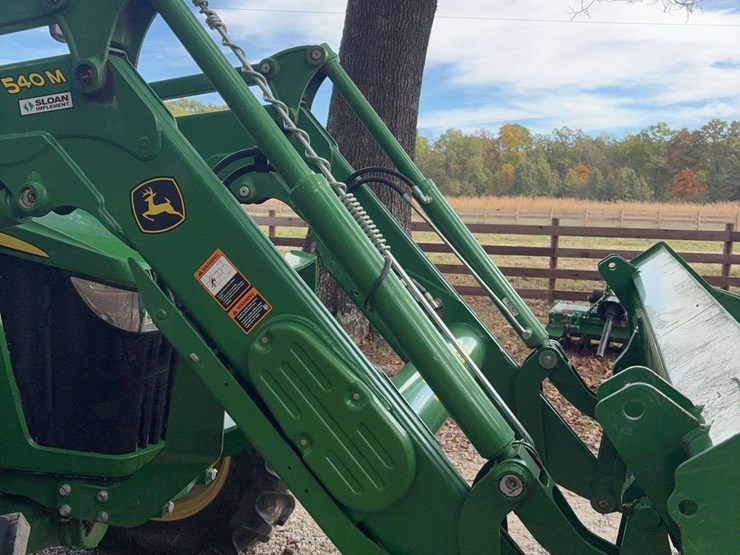 2023-john-deere-5120m-image-8