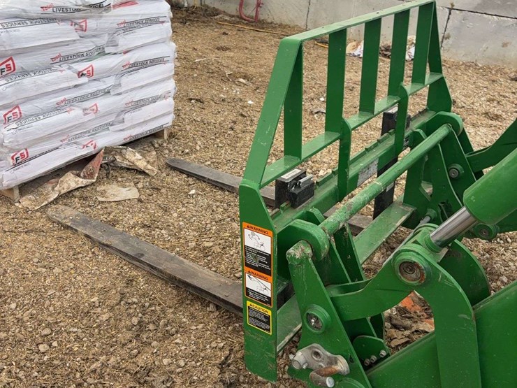 2023-john-deere-5120m-image-61