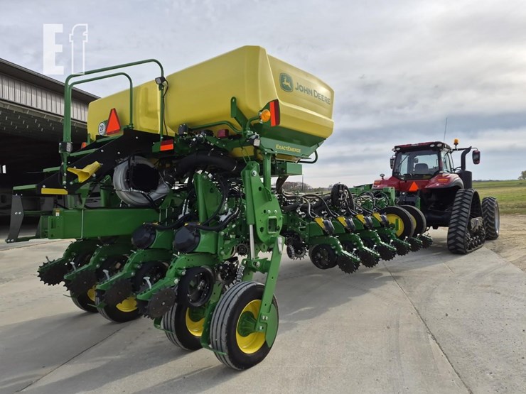 john-deere-1775-image-7