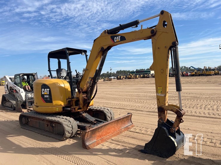 caterpillar-305e2-cr-image-6