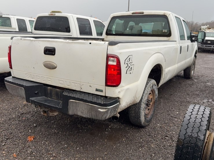 2011-ford-f250-image-8