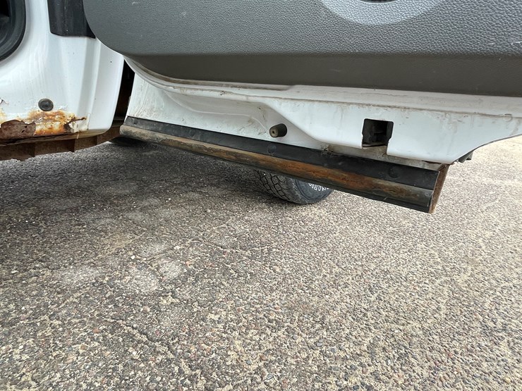 2013-chevrolet-1500-image-24