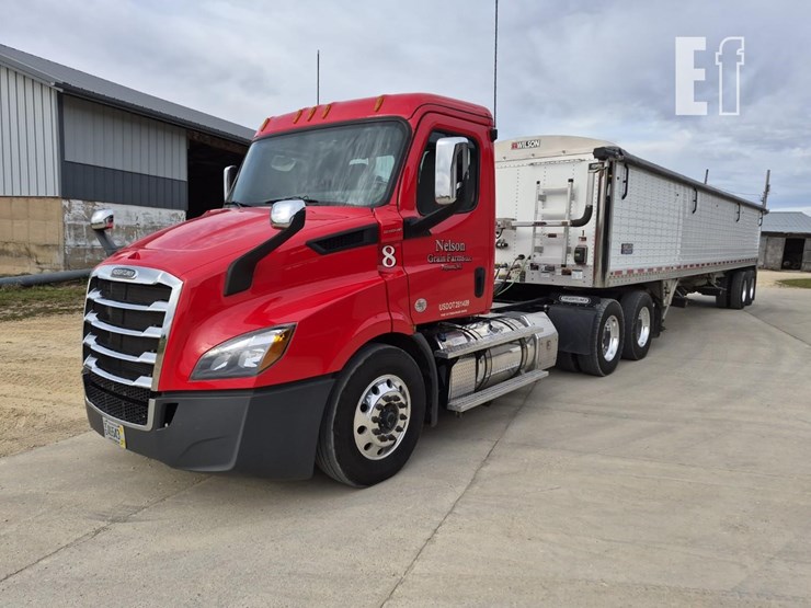 2018-freightliner-cascadia-116-image-2