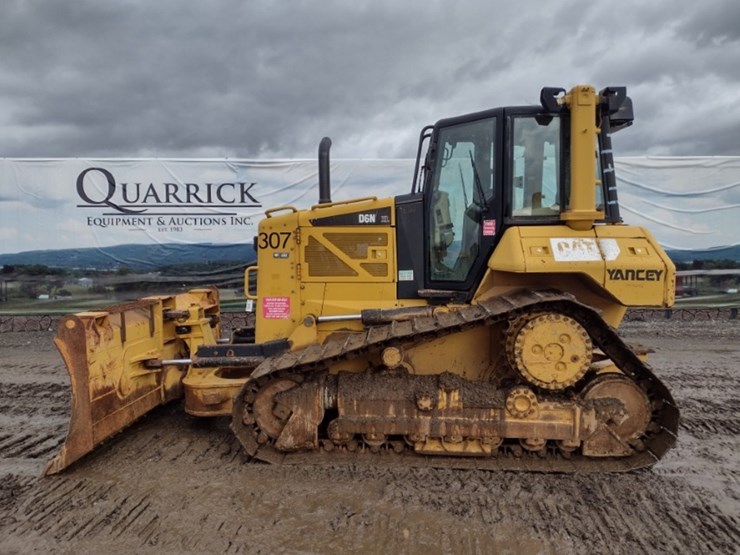 caterpillar-d6n-xl-image-1