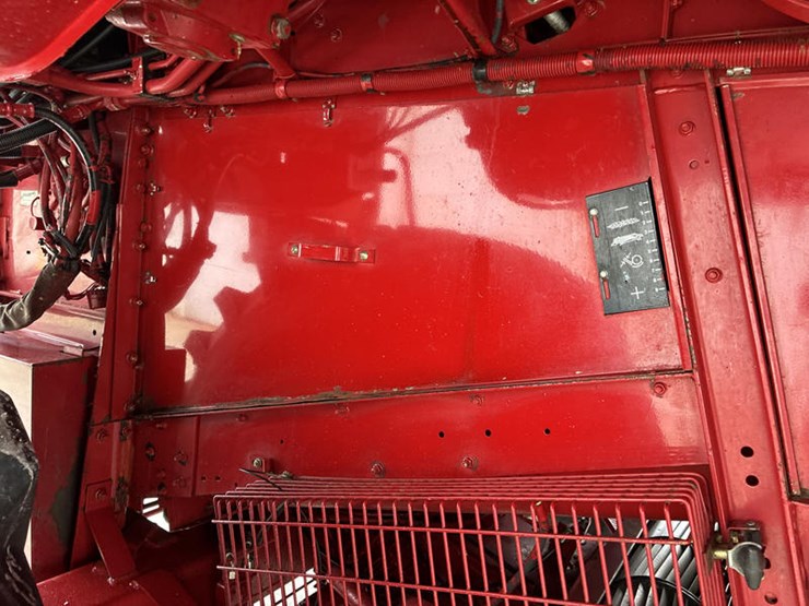 case-ih-2366-image-47