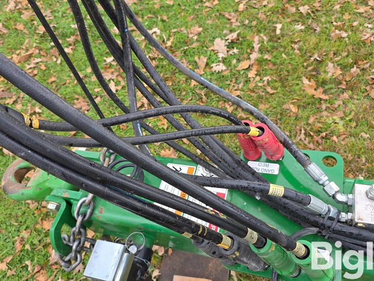 great-plains-3000tm-image-15