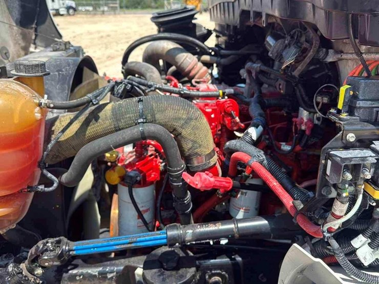 2022-international-mv607-image-6