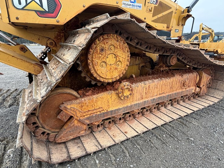 caterpillar-d5-lgp-image-11