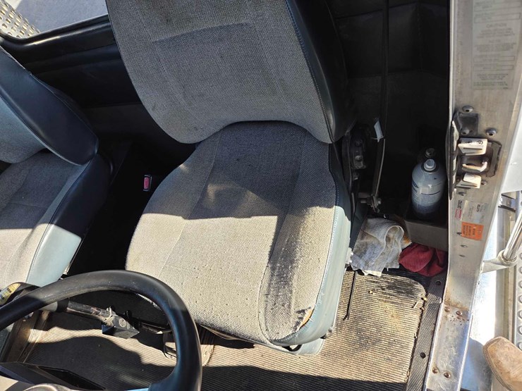 kenworth-t800-image-58