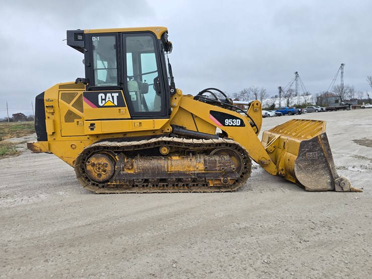 caterpillar-953d-image-39