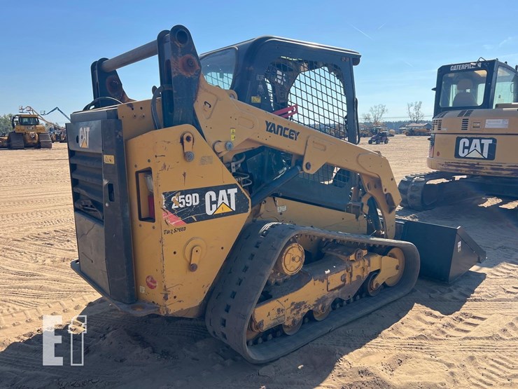 2017-caterpillar-259d-image-4